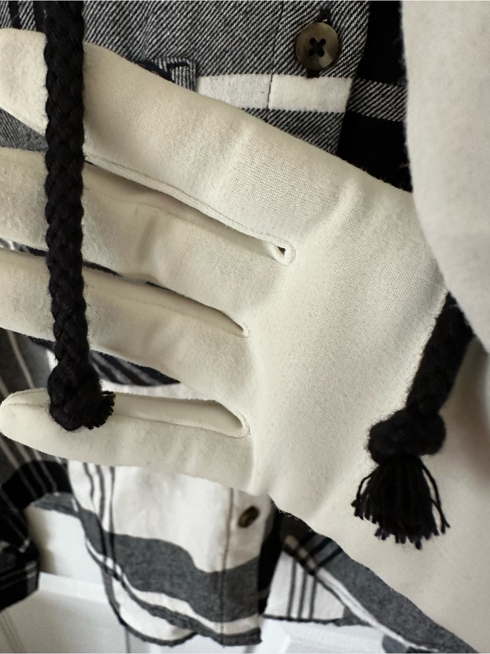 NWT SO Juniors XS Black and White Plaid Shrunken Shirt Hooded - Picture 5 of 16